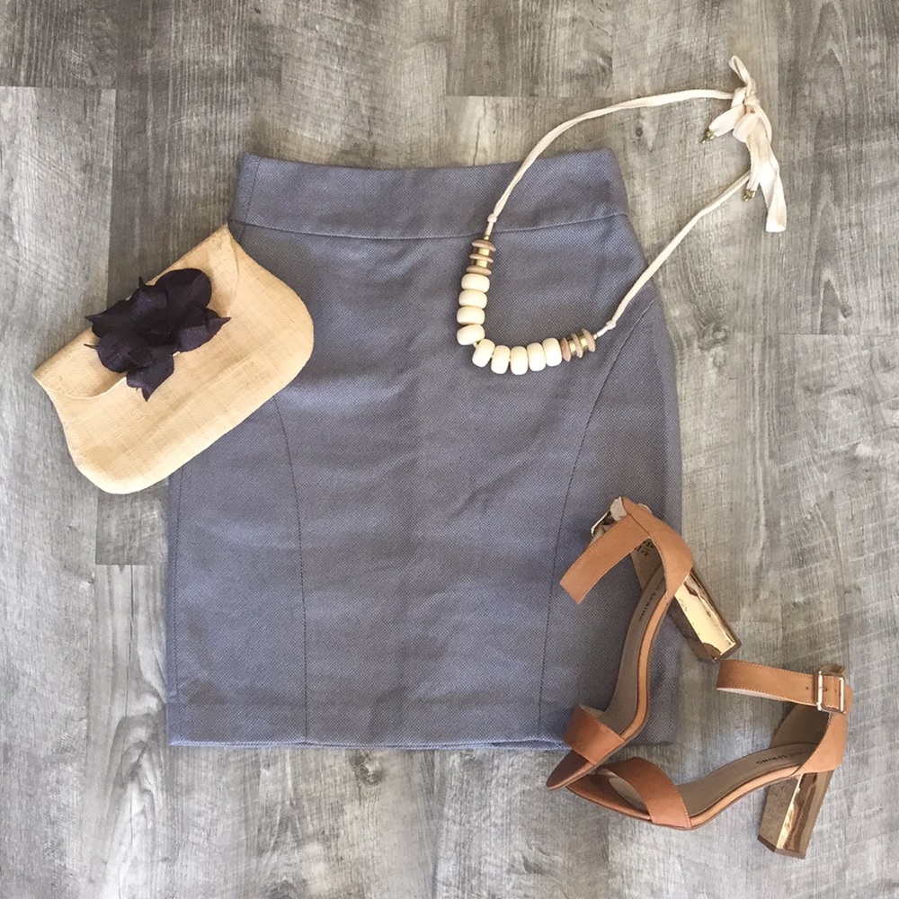 Banana Republic gray tweed pencil skirt OOP BOGO